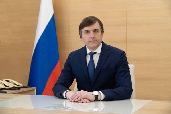 image-Министр просвещения запустил прямую линию связи с педагогами в национальном мессенджере