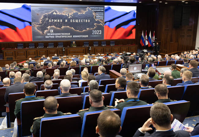 image-Губернатор Брянской области награжден медалью за вклад в укрепление обороноспособности РФ