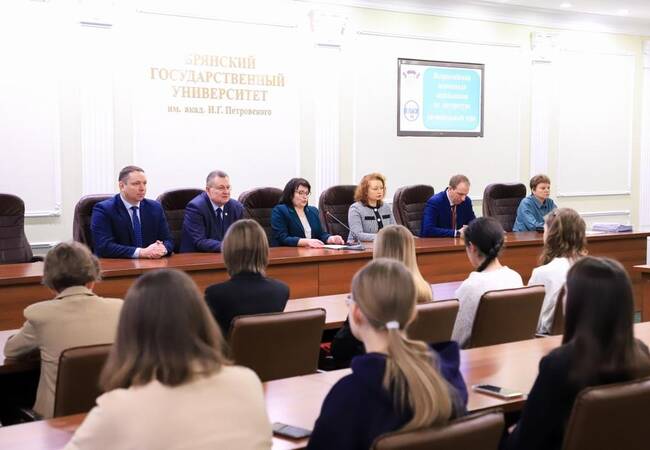 image-Региональный этап Всероссийской олимпиады школьников по литературе состоялся в БГУ