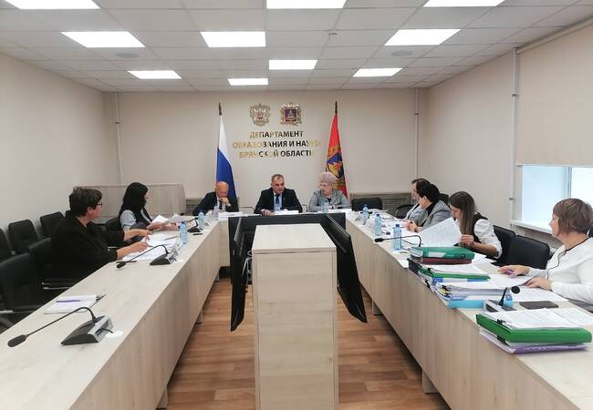 image-Десяти педагогам присвоят почётное звание «Заслуженный работник образования Брянской области»