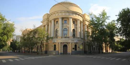 image-Творческий конкурс «Рассказы о героях: Личности разных эпох и современности, раскрывающие традиционные российские духовно-нравственные ценности»
