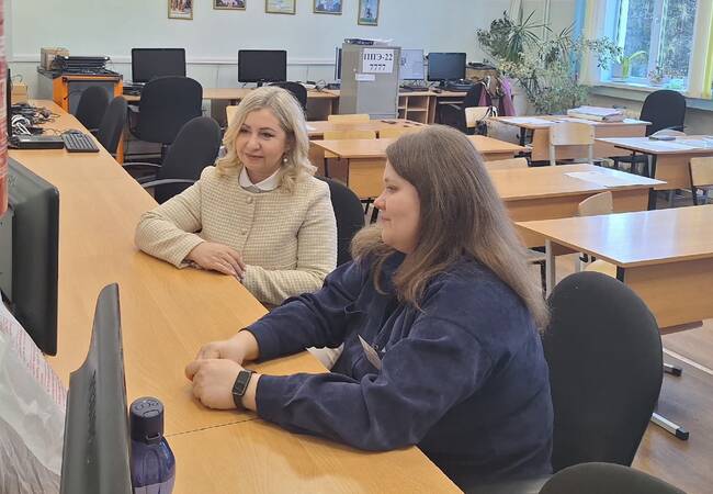 image-Уполномоченный по правам ребенка в Брянской области проконтролировала экзамен по биологии