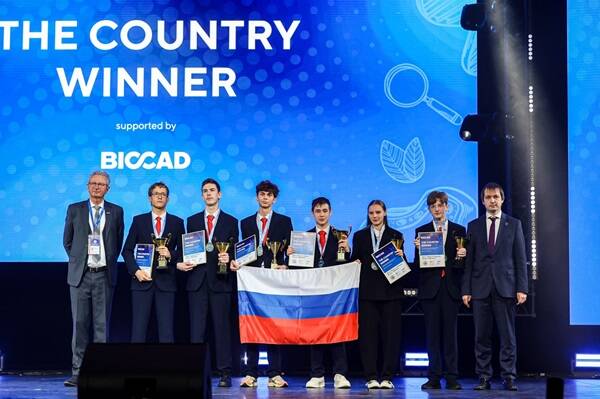 image-Дмитрий Чернышенко и Сергей Кравцов рассказали об итогах участия российских сборных школьников в международных олимпиадах