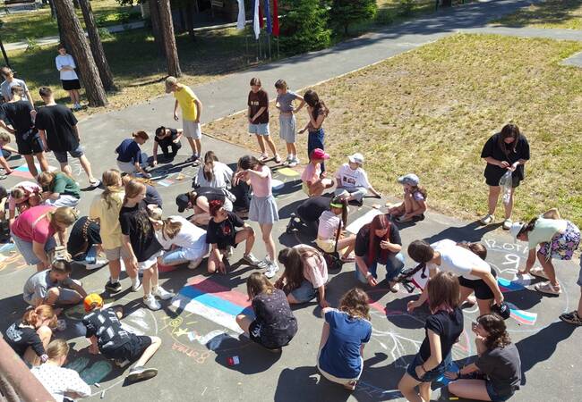image-«Маяк» зажигает огни: в детском оздоровительном лагере стартовала первая летняя смена