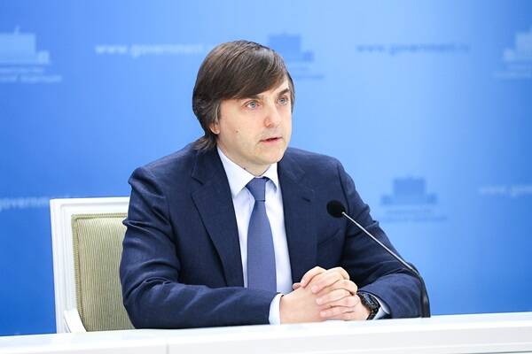 image-Брифинг Министра просвещения РФ Сергея Кравцова по итогам 2024/25 учебного года