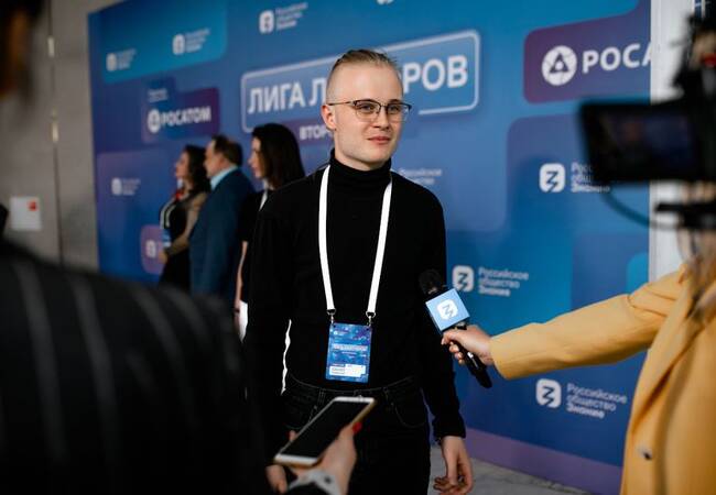 image-Сбор заявок на Всероссийский конкурс юных просветителей «Школьная Лига Лекторов» Общества «Знание» продлен до 27 ноября