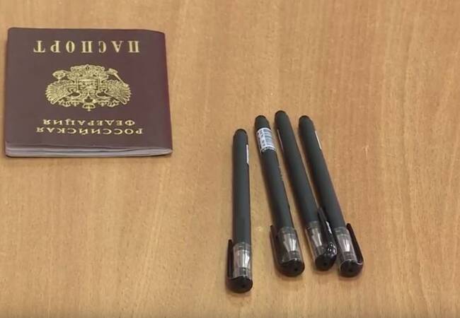 image-Выпускники Брянской области сдают устную часть ЕГЭ по иностранным языкам