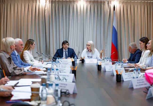 image-Итоги 2024 года в сфере образования обсудили на заседании Комитета Госдумы по просвещению