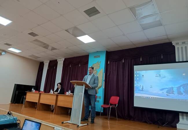 image-В Брянской области проходят родительские собрания по профориентации школьников