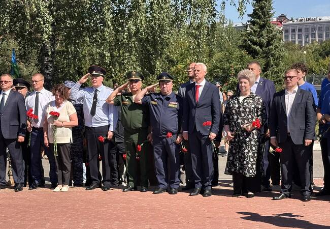 image-Традиции мужества не подвластны времени: День ВДВ объединил несколько поколений брянцев