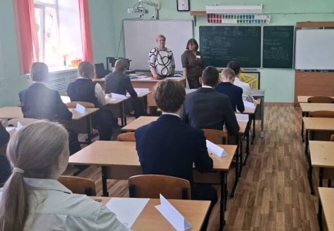 image-Основной период ОГЭ продолжили четыре экзамена