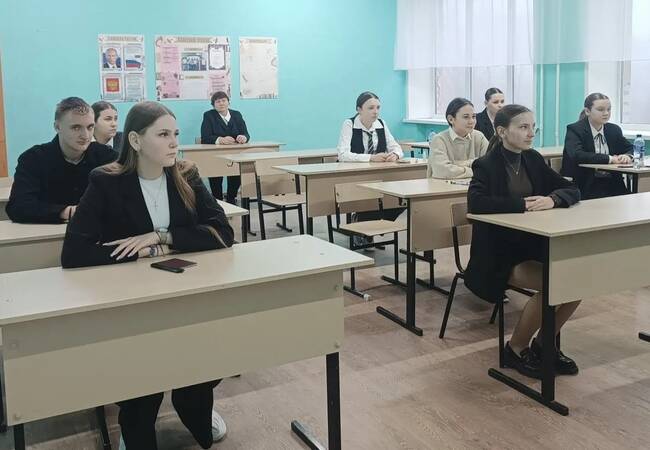 image-Утверждено расписание ЕГЭ и ОГЭ в 2026 году