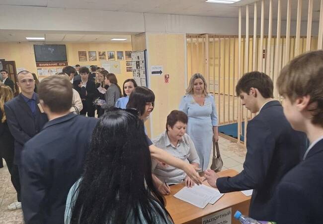 image-Уполномоченный по правам ребёнка в регионе проследила за ходом проведения ЕГЭ по математике