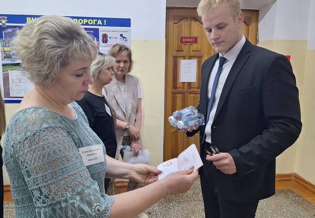 image-ЕГЭ по информатике и иностранным языкам завершают основной период экзаменов