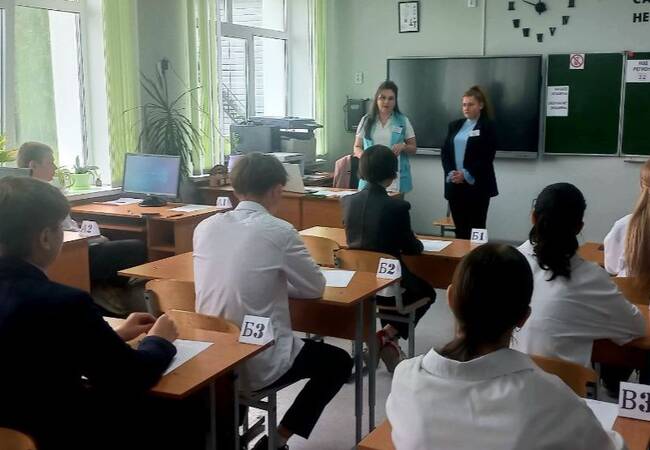 image-ОГЭ по трем предметам продолжают основной период
