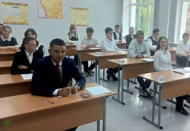 image-В Брянской области продолжается основной период ОГЭ