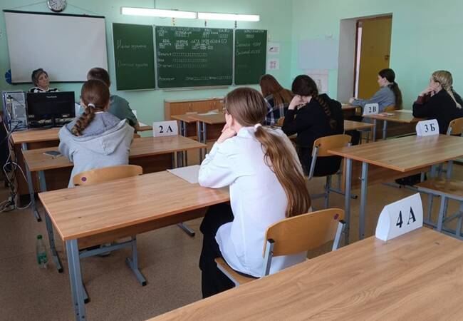 image-Основной период ЕГЭ продолжили экзамены по трем предметам