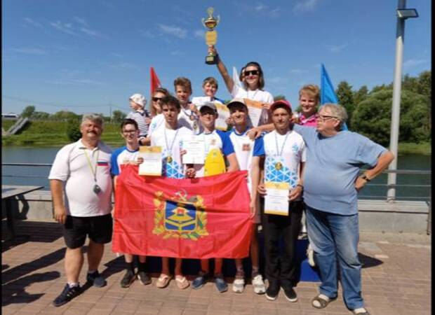 image-Брянские учащиеся стали чемпионами России по судомодельному спорту!