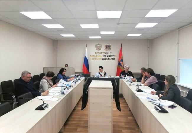 image-Десяти педагогам присвоят почётное звание «Заслуженный работник образования Брянской области».