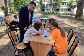 d3a156b6-58c4-4663-b964-abed6bbb18e1