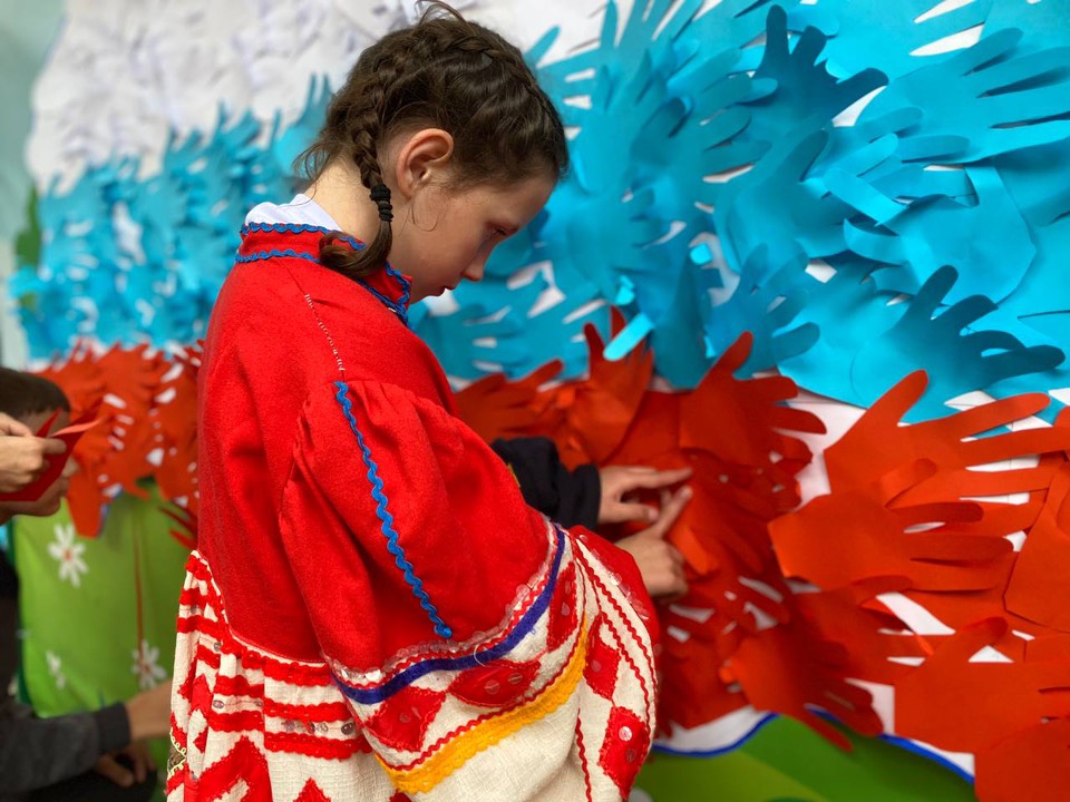 image-В организациях отдыха детей и их оздоровления прошли мероприятия, посвященные Дню Государственного флага