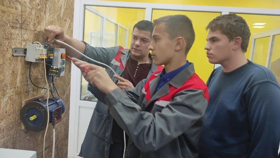 image-Почти 500 брянских школьников стали участниками профпроб проекта «Билет в будущее» в октябре