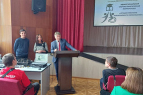 b_24719A25-586F-4D1F-85F9-74C633CBC5BF