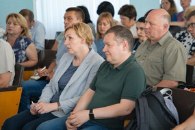 b_45C73E9A-B957-4914-94CC-90DFB8E8DA6C.В гуманитарный центр Харьковской области прибыла учебная литература из России