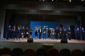 b_E761663F-50B4-40BD-86B6-29DEDEBC73DE