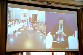 08f64d8dafccb52d4e43_2000x