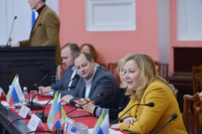 9ee1121d2b042067403d_2000x