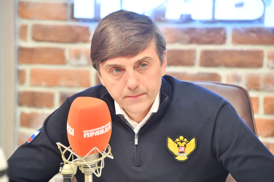 image-Министр просвещения РФ Сергей Кравцов: «Мы восстанавливаем единое образовательное пространство»