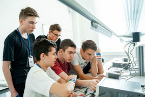 47624566a8f348af8cc3_2000x