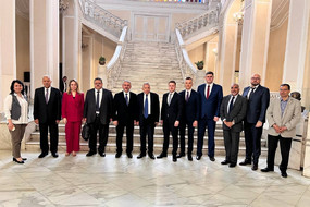 6ba5e20565a4b64e364f_2000x